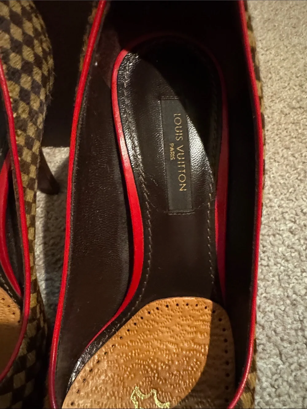 Louis Vuitton Red & Brown Damier Pointed Toe Bow Pumps size 35 - Picture 4 of 16